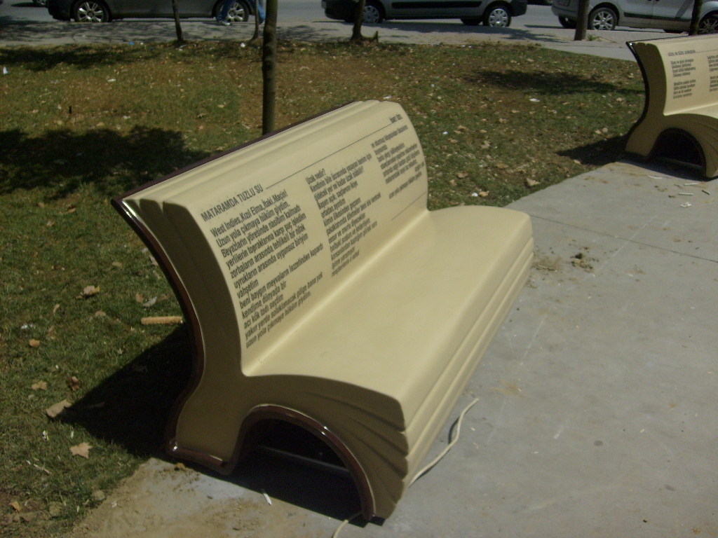 Banquette Production 6