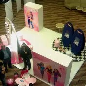 Stand Publicitaire De Produits 2