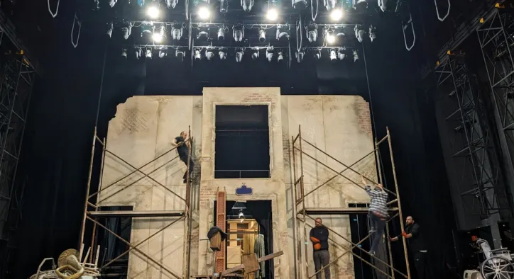 Décoration de théâtre et de séries TV